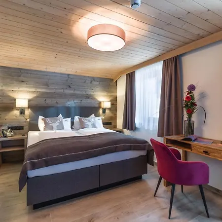 Blizz Hotel 4*