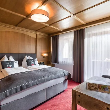 Hotel Blizz 4*