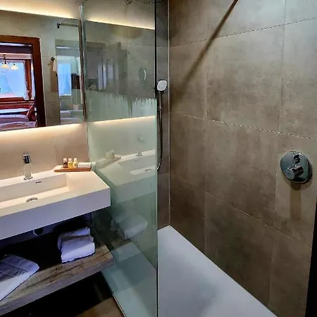Blizz Hotel